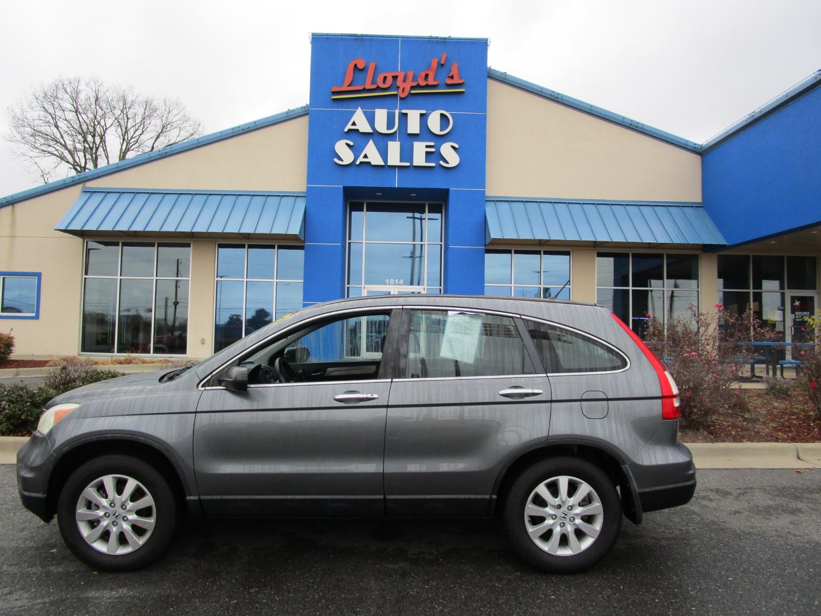 2011 GRAY Honda CR-V LX 2WD 5-Speed AT (5J6RE3H35BL) with an 2.4L L4 DOHC 16V engine, 5-Speed Automatic transmission, located at 1814 Albert Pike Road, Hot Springs, AR, 71913, (501) 623-1717, 34.494228, -93.094070 - Photo #0
